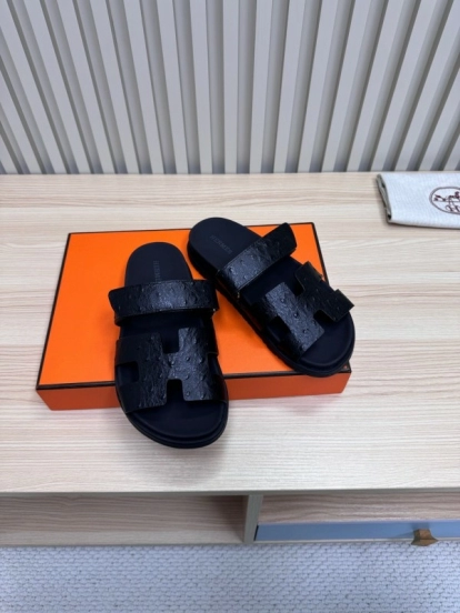 2025 Slippers Hermès Black Leather Slippers