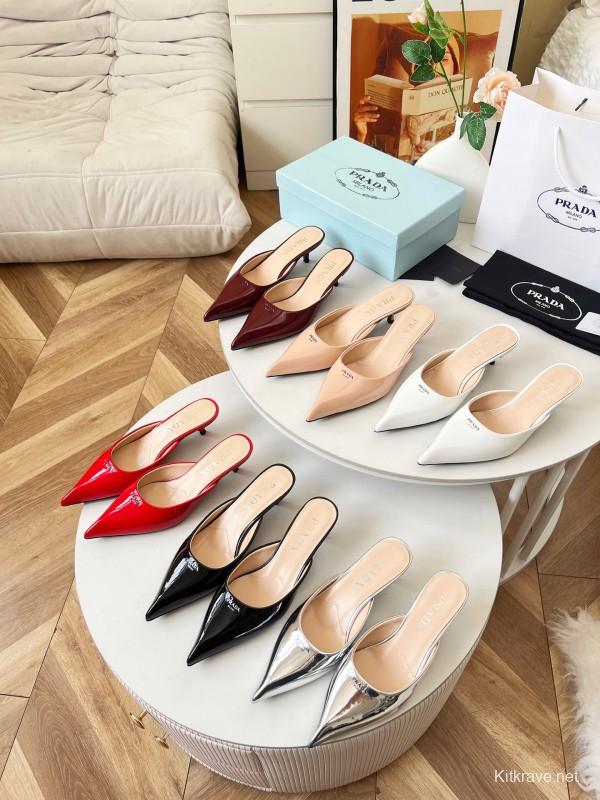 2025 Women Prada Black Patent Leather Heeled Slippers LY