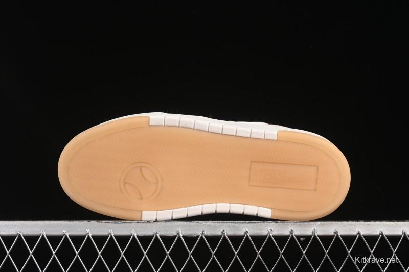 New York Yankees Chunky Liner Embo Monogram Elevated Platform Casual Running Shoes - 3ASXV015N50BGS