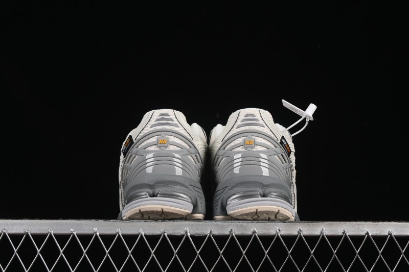 New Balance 1906 Series Retro Dad Style Casual Running Shoes - U1906ROC