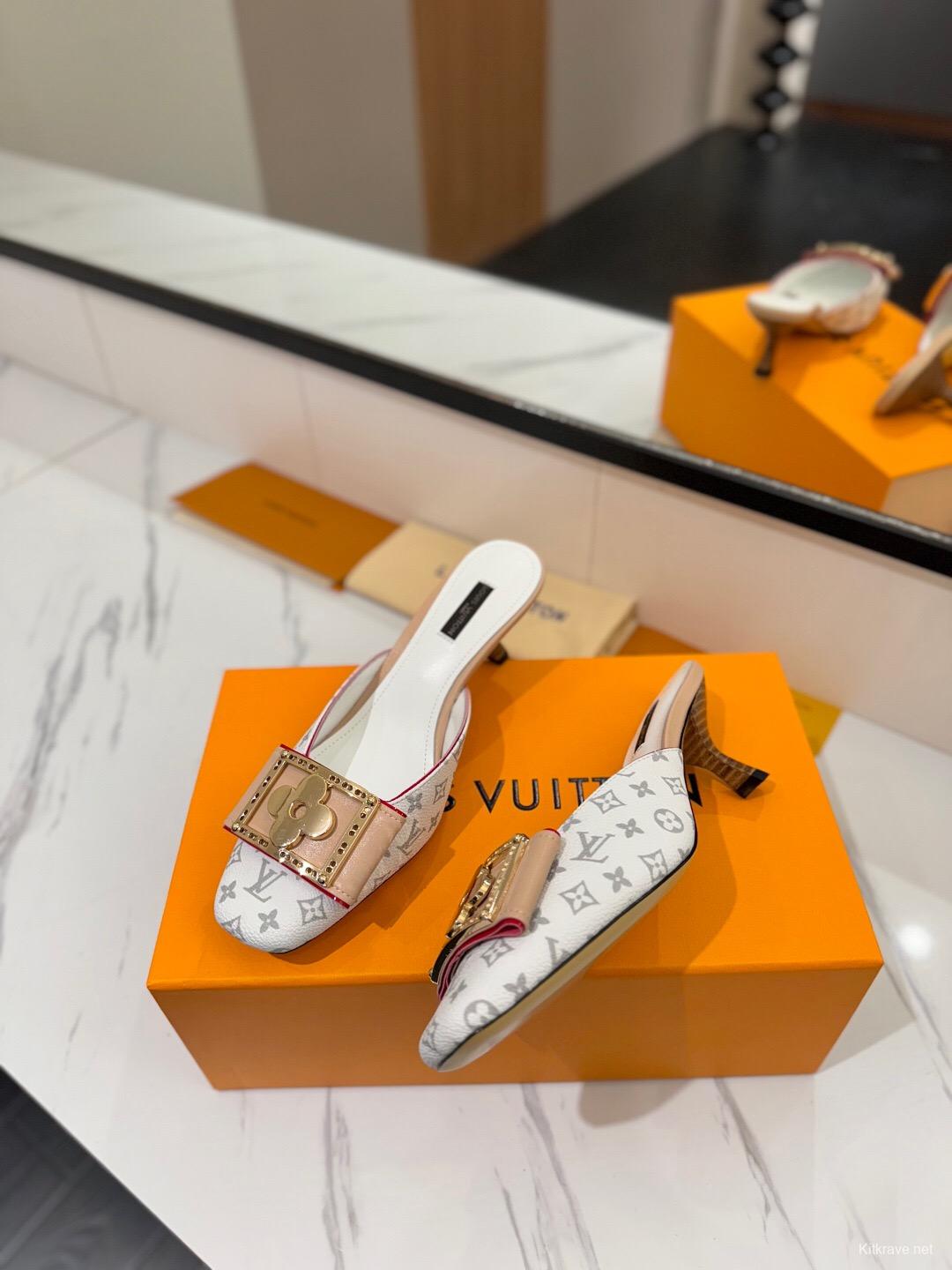 2025 Women Louis Vuitton White Beige Canvas Mules KFY00320