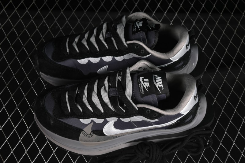 Nike Sacai VaporWaffle 3.0 Fashion Show Casual Shoes - DD1875-300