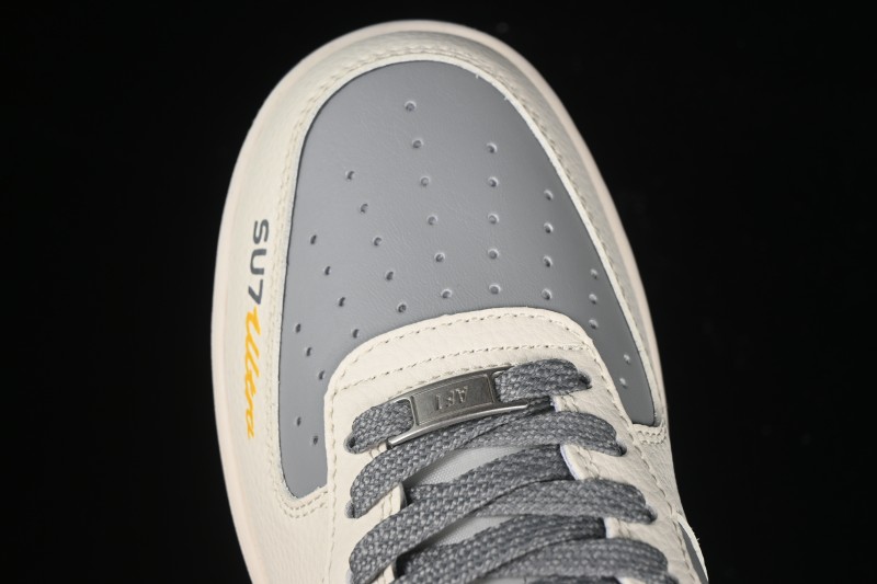 Nike Air Force 1'07 Low Casual Sneakers with Full-Length Air Cushion - XX3168-201
