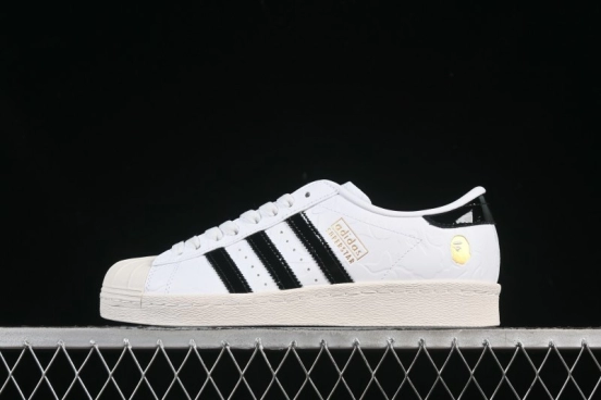 Adidas Bape Superstar Casual Sneakers with Shell Toe Design - JR2701