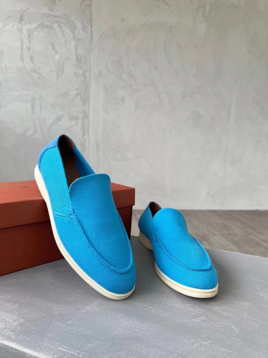 2025 Unisex Le Parmentier Blue Wool Blend Loafers AS00280
