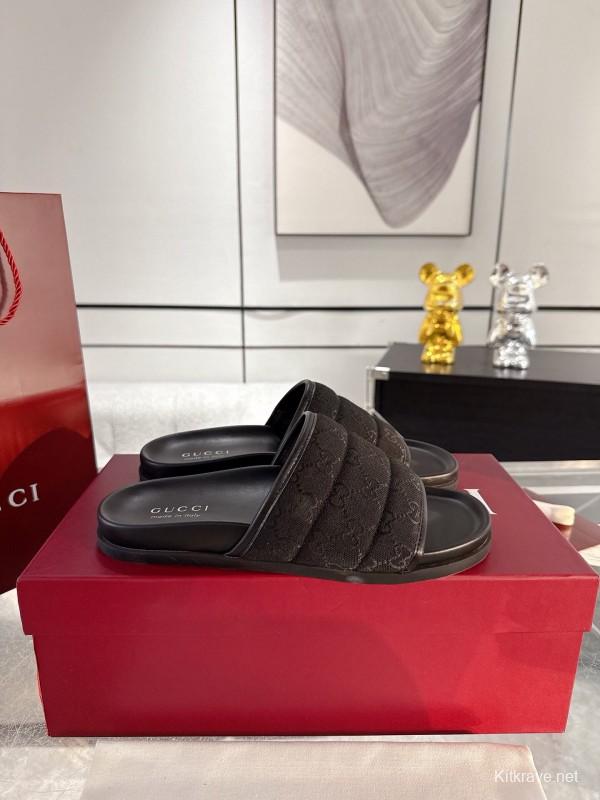 2025 Unisex Gucci Black Fabric Slippers GG Embossed AS00240