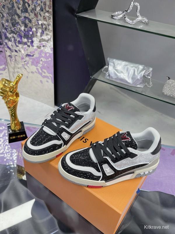 2025 Unisex Louis Vuitton Black White Leather Denim Plimsolls Handcrafted Diamonds AS00400