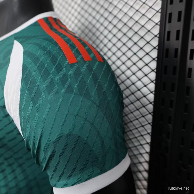 layer Version 2025 Mexico Green with Aztec Serpent Pattern Jersey
