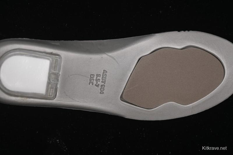 Nike SB Dunk Low Pro B Skate Shoes in Pale Ivory - HJ0367-100