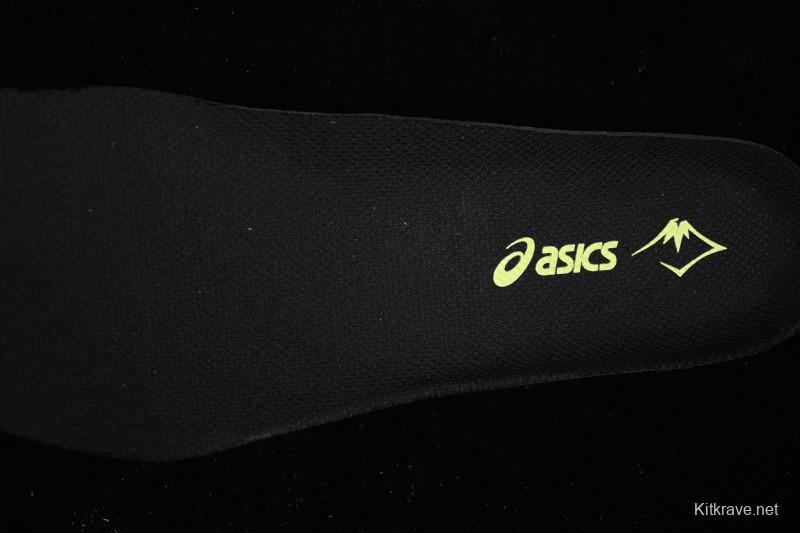 Asics Trabuco Max 4 Breathable Professional Running Shoes - 1011B976-101