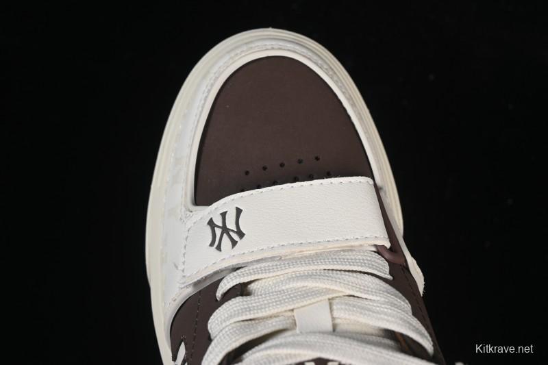 New York Yankees Chunky Liner Magic Strap Lightweight Platform Casual Sneakers - 3ASXW015N50BRS