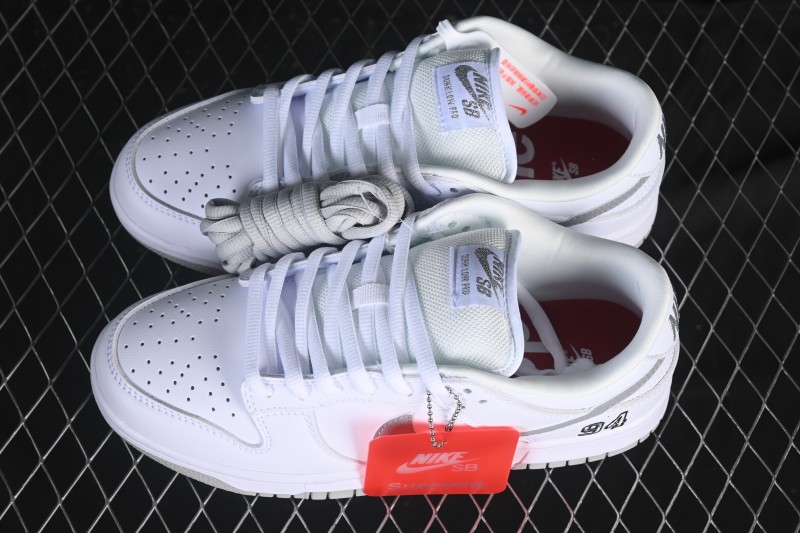 Nike Supreme x Dunk SB Dunk Low White Low-Top Casual Skate Shoes - HQ8487-100