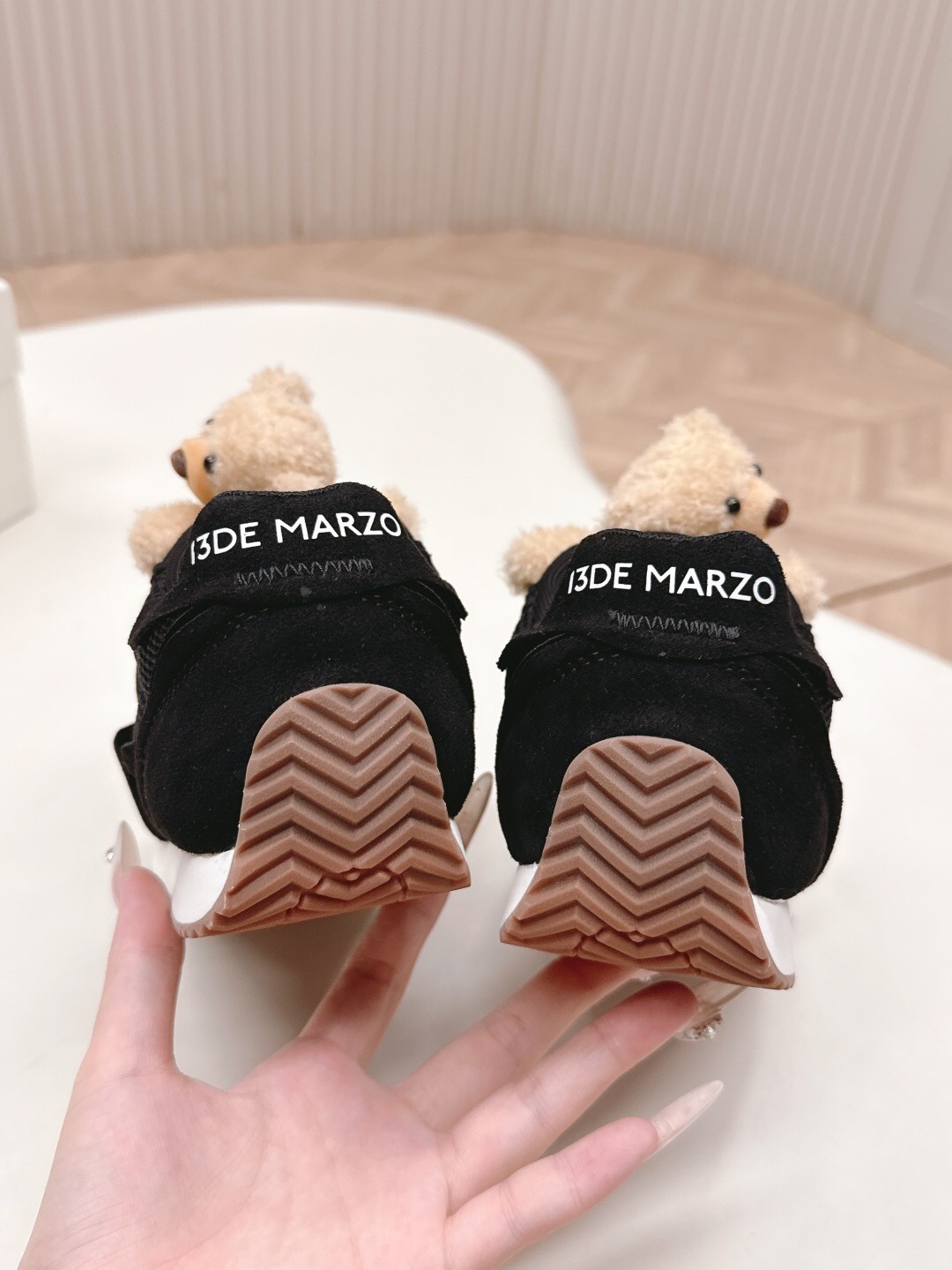 13DEMARZO Casual Series Round Bear Sneakers - LY00300