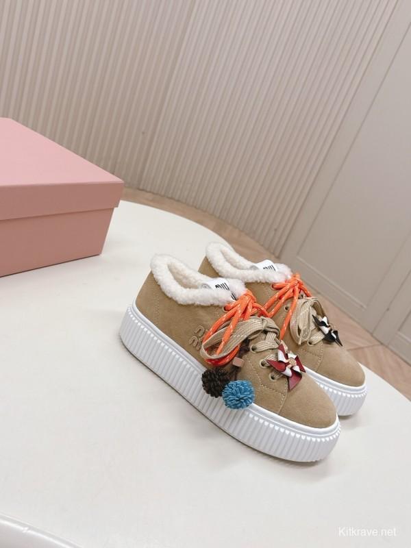 Miu Miu 3D Embroidered Platform Casual Shoes - LY00320/LY00340