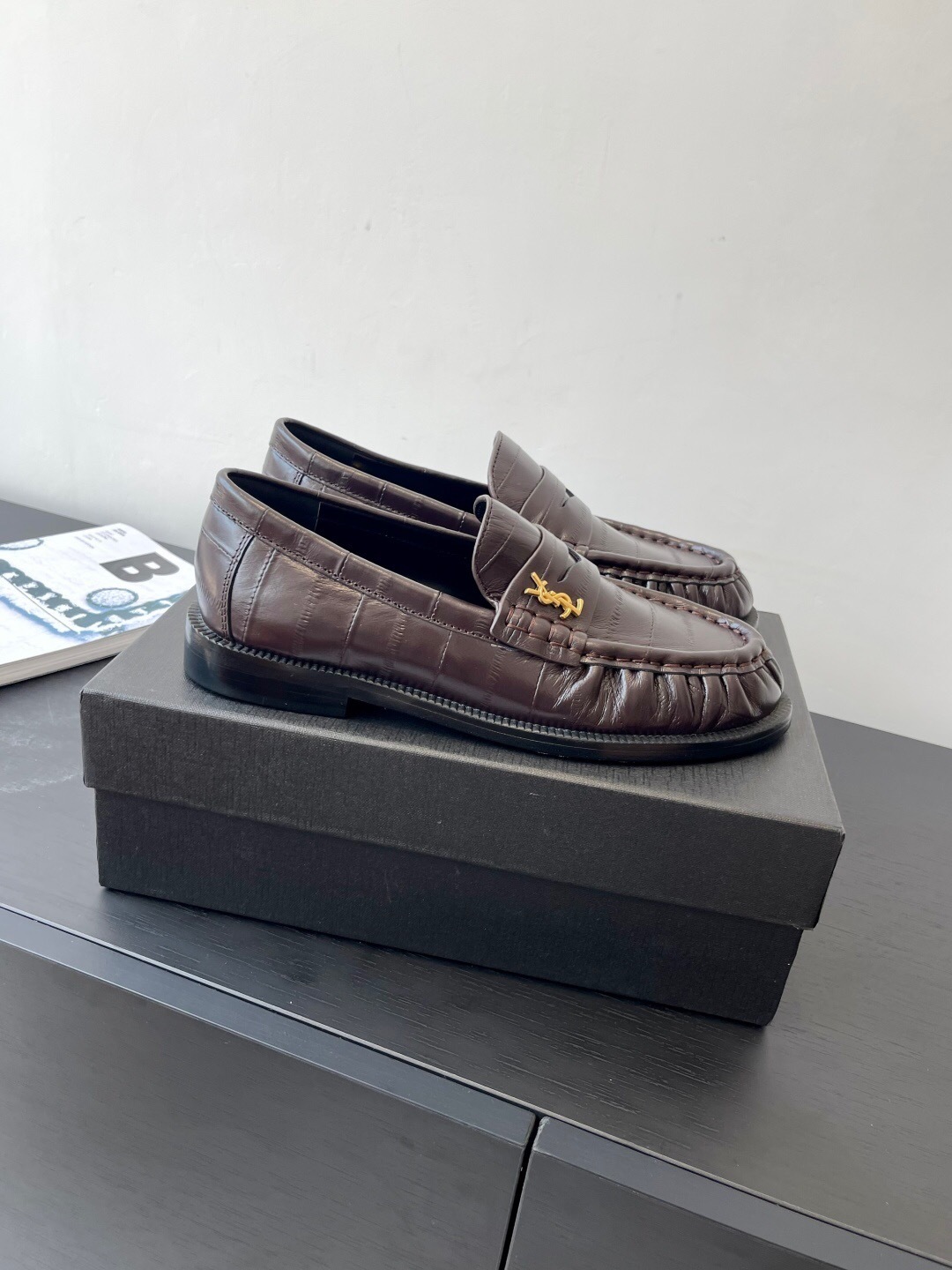 Saint Laurent Classic Loafer Leather Shoes - KFY00350