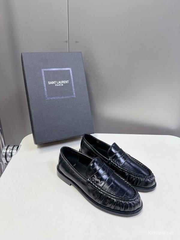 Saint Laurent 2025/SS Classic Loafer Flats - KFY00350