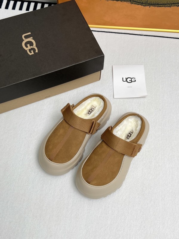 UGG Little Potato Half-Slip On Mule - MJ00