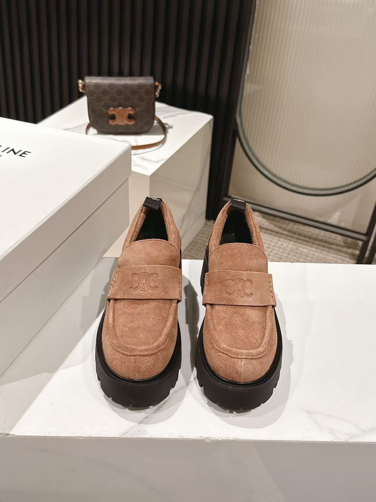 CELINE 2025/SS Fall Winter Latest Runway Lisa Same Style Platform Loafers - LY00300