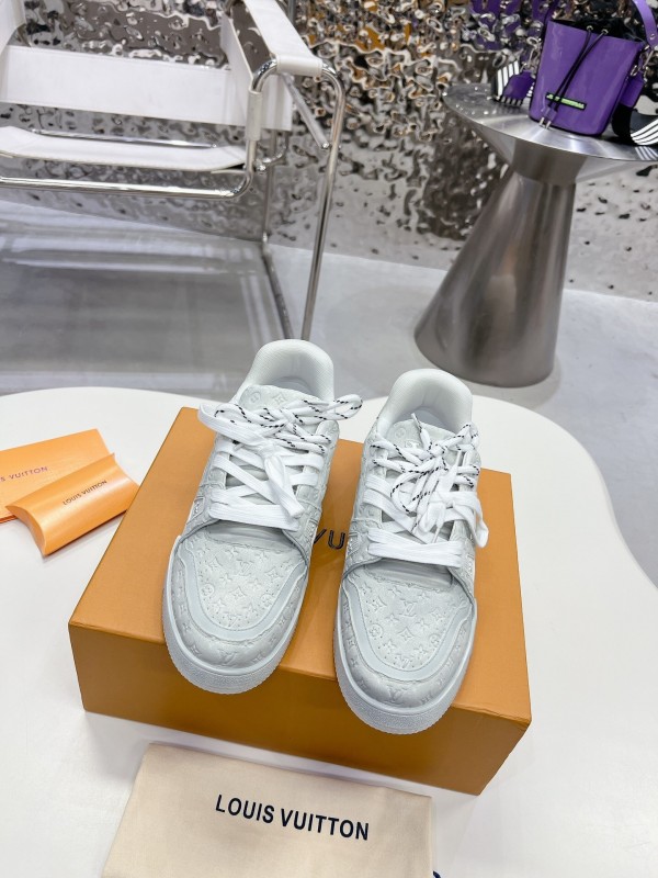 LV LV Trainer Basketball Series Washed Canvas Sneakers - LY00430