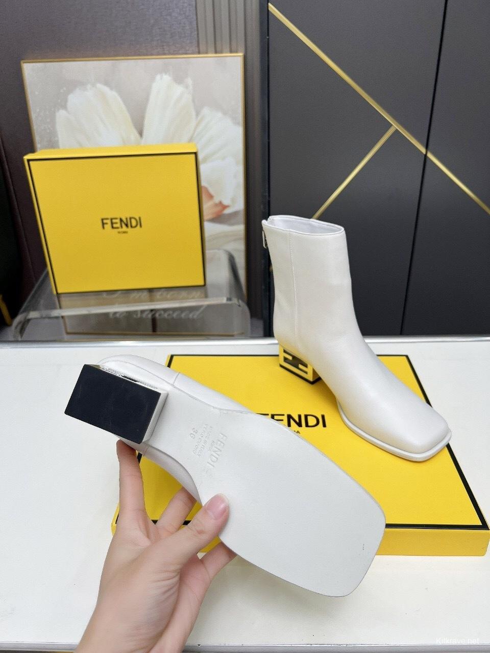 Fendi 2025 SS Ankle Boots - LY00370