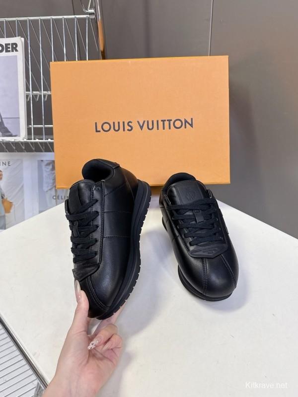 Louis Vuitton 2025 SS Pharrell Williams Collaboration Thick Sole Sneakers Retro Running Shoes - KFY00380/KFY00390