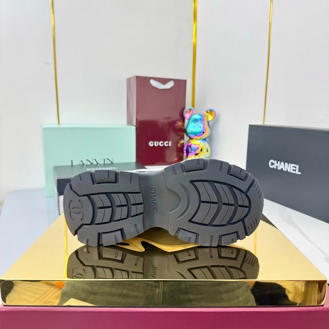 Chanel 2025 SS Panda Sneakers Classic Design Casual Sports Shoes - LY00360