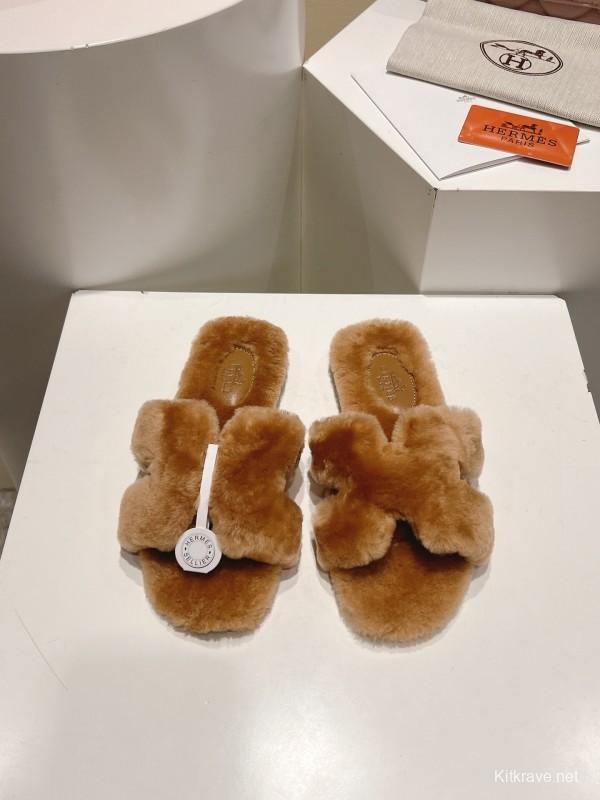 Hermès 2025 SS Love Slippers Flat Wool Slippers - LY00240