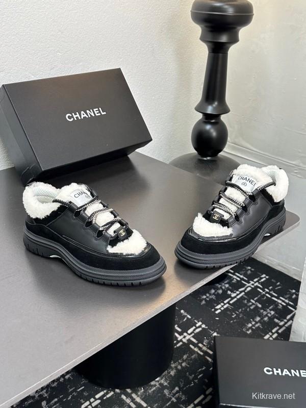 Chanel Spring/Summer 2025 Runway Thick Sole Sneakers - LY00320