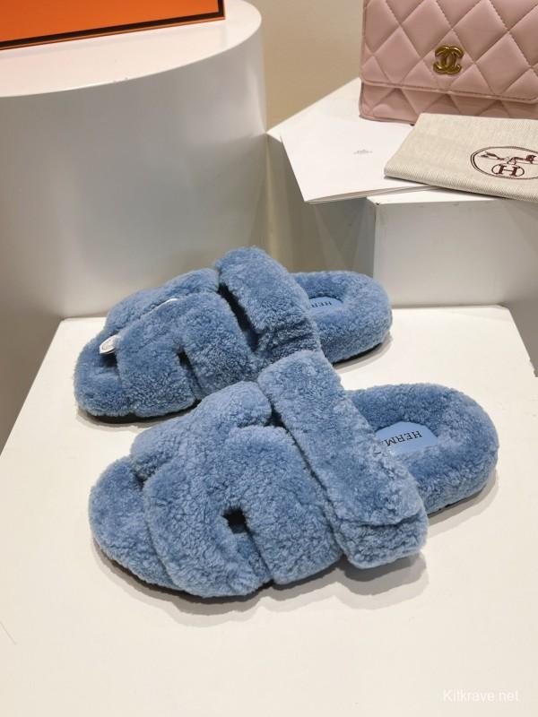 H Love Erjiu Full Wool Slippers with Slightly Curled Wool Design - LY00270