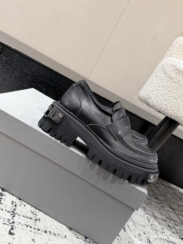 Balenciaga 2025 SS Loafers with Retro Design and Lightweight TPU Sole - KFY00320