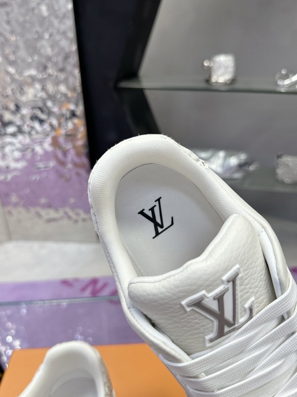 Louis Vuitton LV Trainer Maxi Sneakers Series Snake Print - AS00430
