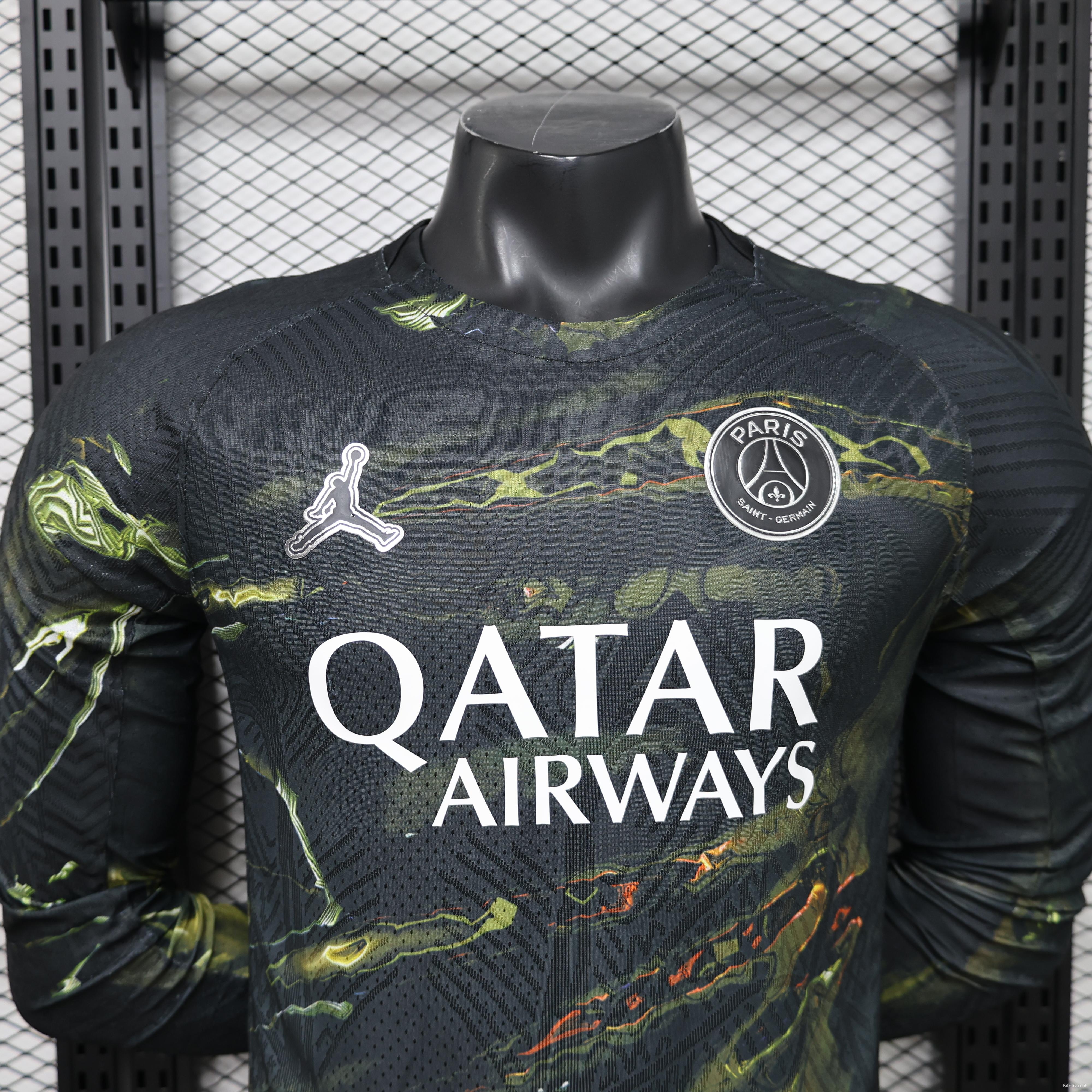 Player Version 26/27 Paris Saint-Germain Fourth Black & Gold/Green Lava Print Long Sleeve Special Edition Jersey