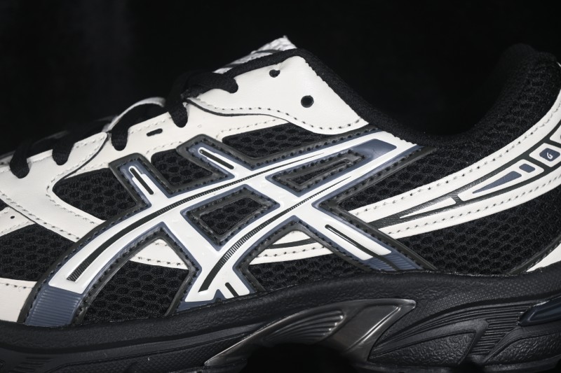 Asics Tiger GEL-1130 Retro Running Shoes with GEL Cushioning and Ortholite Insole - 1203A609-001