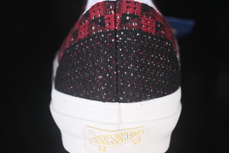 Vans Old Skool 36 Knit High-End Low-Top Casual Skate Shoes with Breathable Knitted Upper - VN000EFKBRD