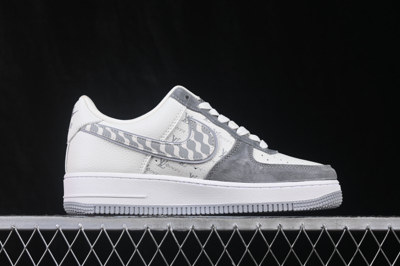 Nike Air Force 1 '07 Low Collaboration Skateboarding Shoes with Full-Length Air Sole - WY0655-120