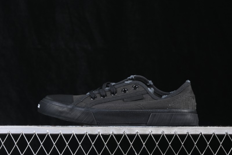 Balenciaga Paris Low Top Distressed Lace-Up Fashion Sneakers - W3RC11090
