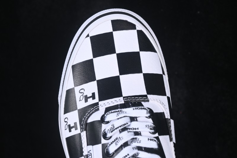 Vans Authentic 44 Low-Top Vulcanized Skate Shoes - VN000EEUDOL