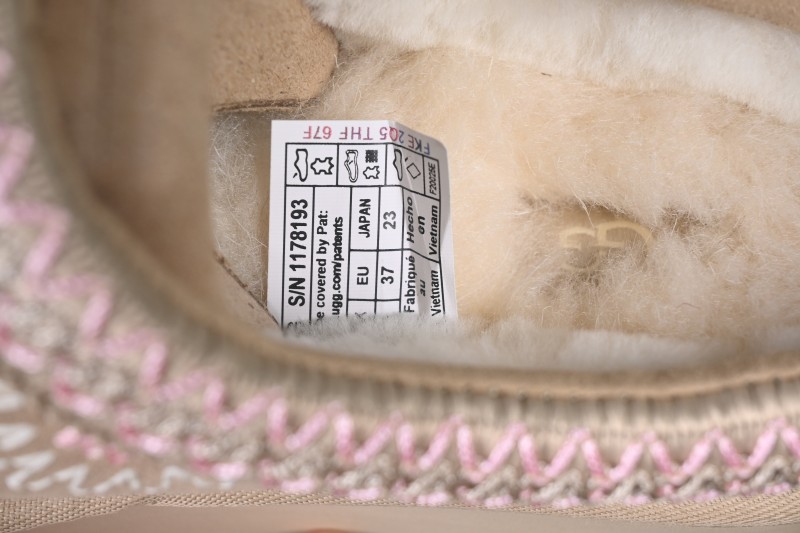 UGG Tazz Sun Stitch Classic Platform Snow Boots - 1178193 MDSD