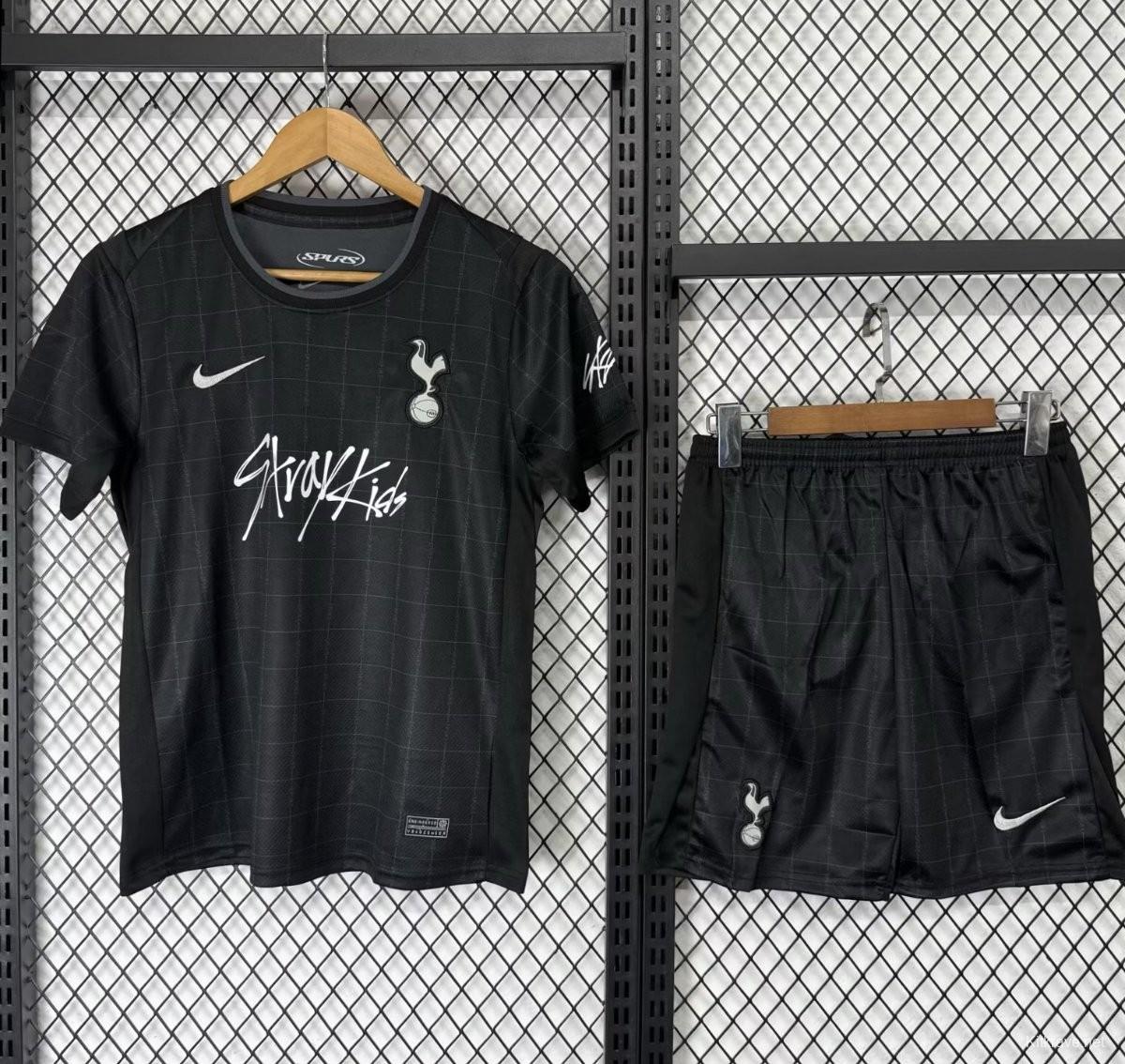 25/26 Kids Tottenham Hotspur X StrayKids Away Jersey