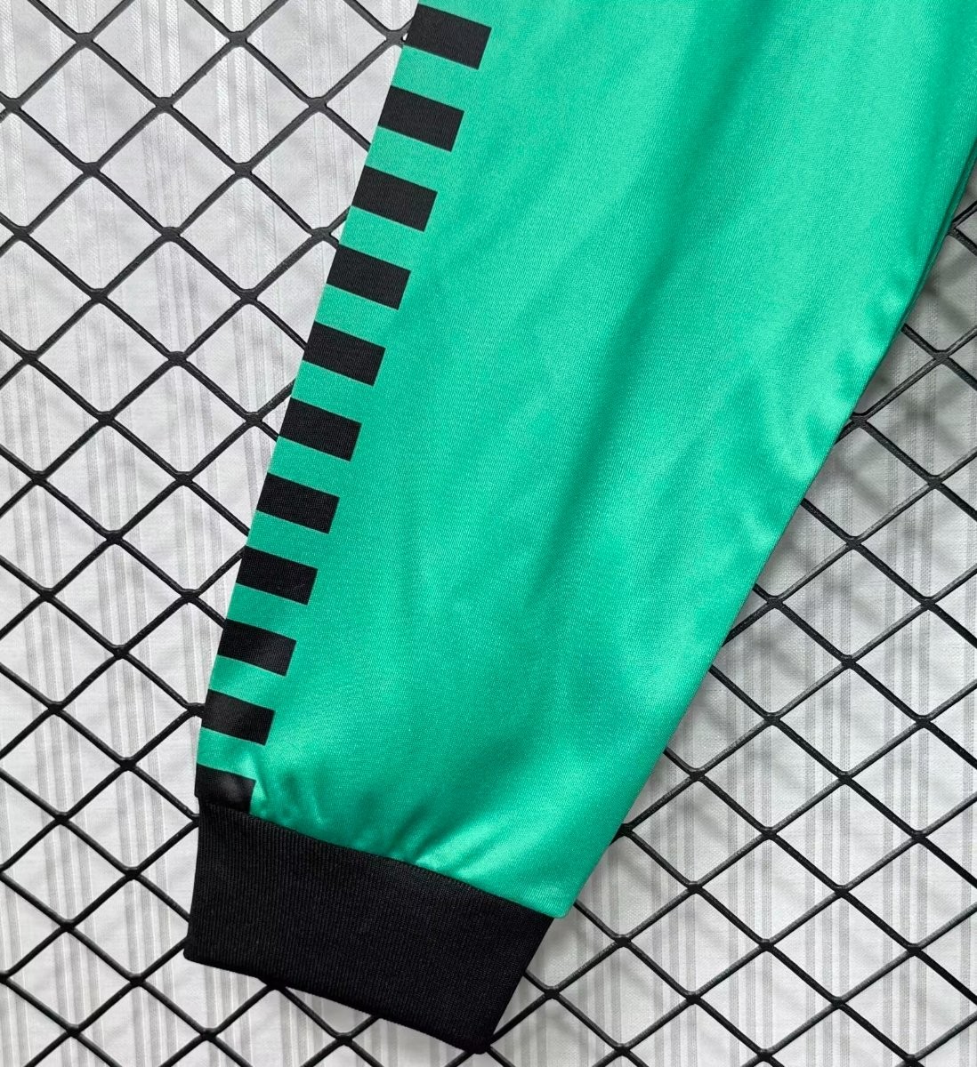 Retro 94/95 Wolfsburg Home Long Sleeve Jersey