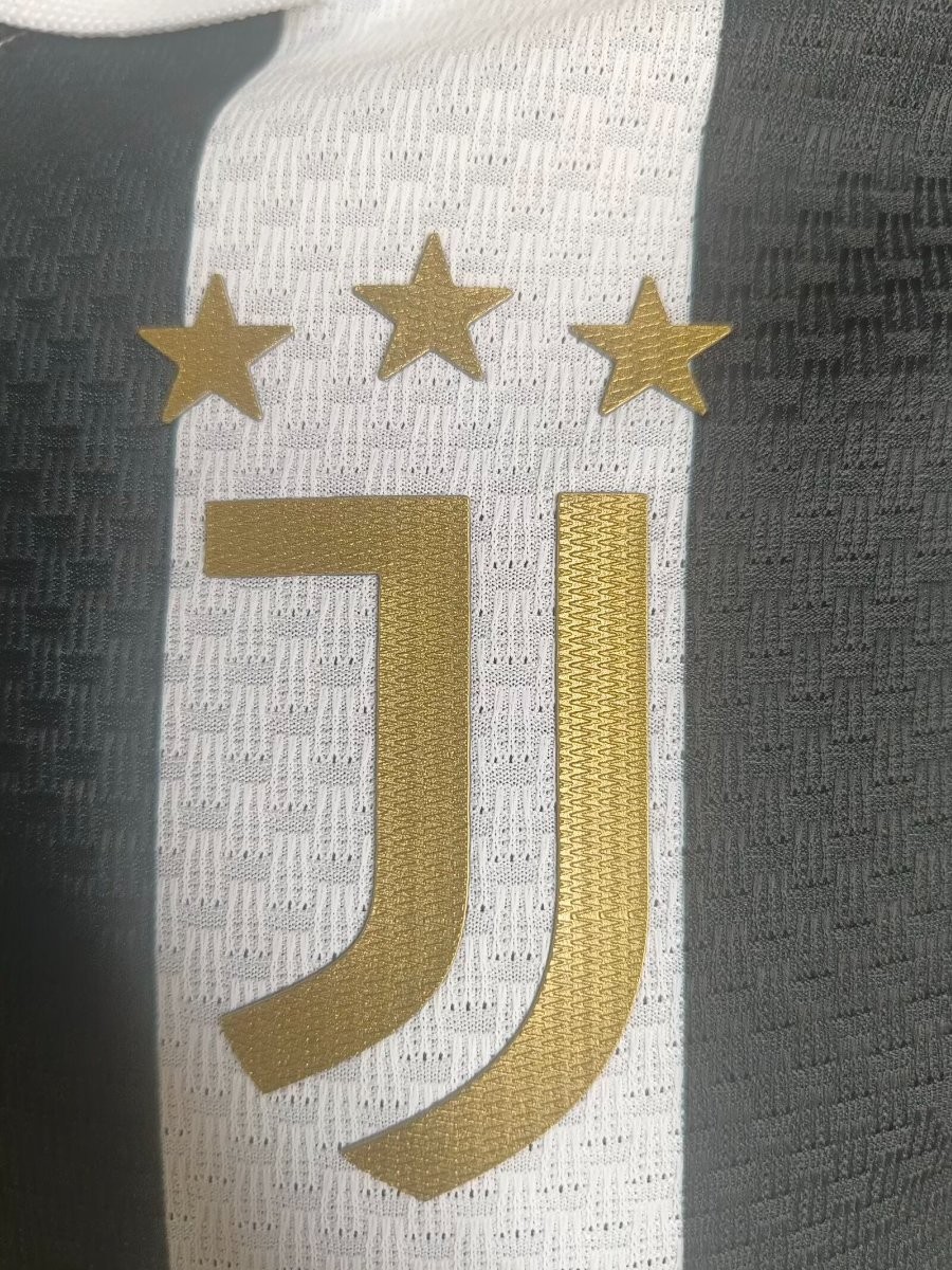 Player Version 26/27 Juventus Home Jersey