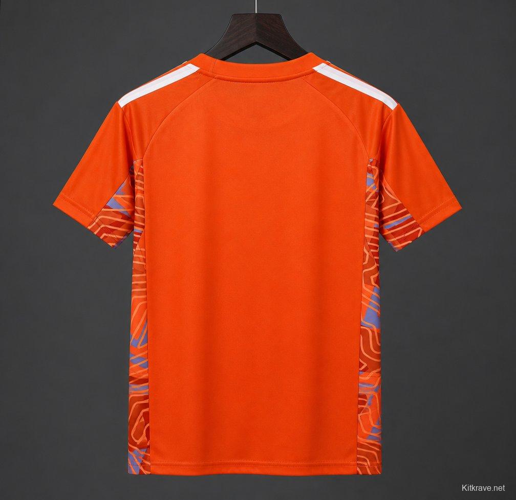 26/27 Juventus Orange with Abstract Maze Pattern Goalkeeper Jersey Set